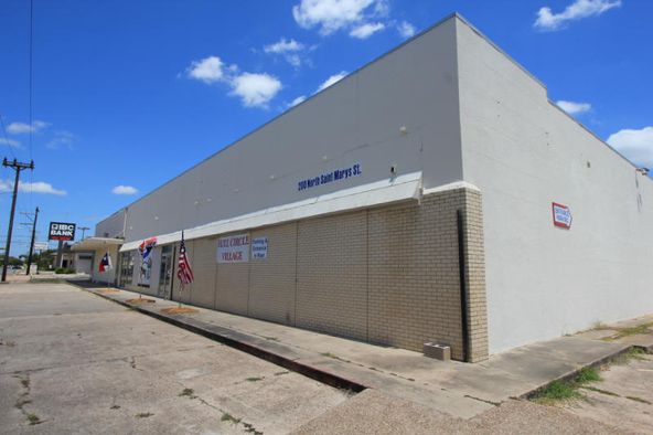 Beeville +/- 17,943 Square Foot Building: 200 N Saint Marys St, Beeville, TX 78102